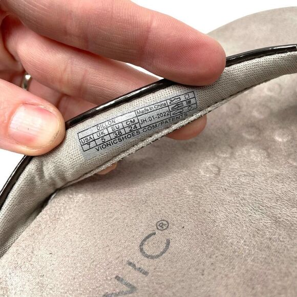 Vionic Dillon  toe post thong slide sandals Sz 7 in Pewter - Picture 7 of 7